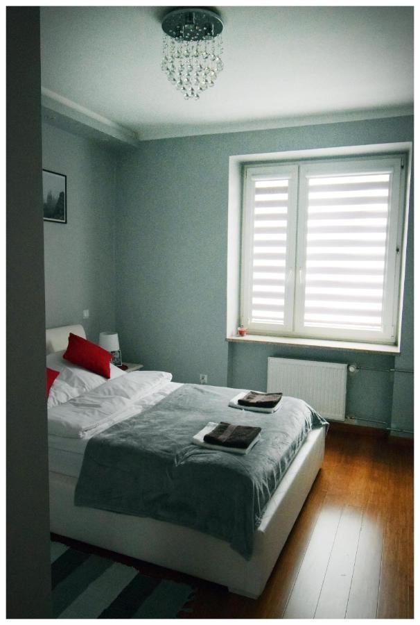 Color 24 Apartament IV Apartment Stalowa Wola Ngoại thất bức ảnh