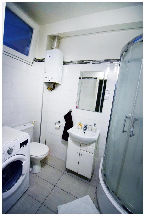 Color 24 Apartament IV Apartment Stalowa Wola Ngoại thất bức ảnh