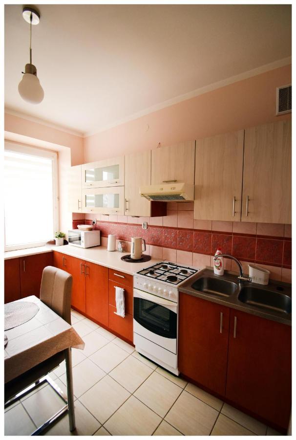 Color 24 Apartament IV Apartment Stalowa Wola Ngoại thất bức ảnh