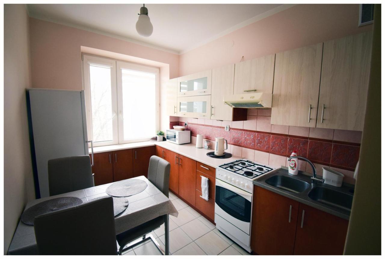 Color 24 Apartament IV Apartment Stalowa Wola Ngoại thất bức ảnh