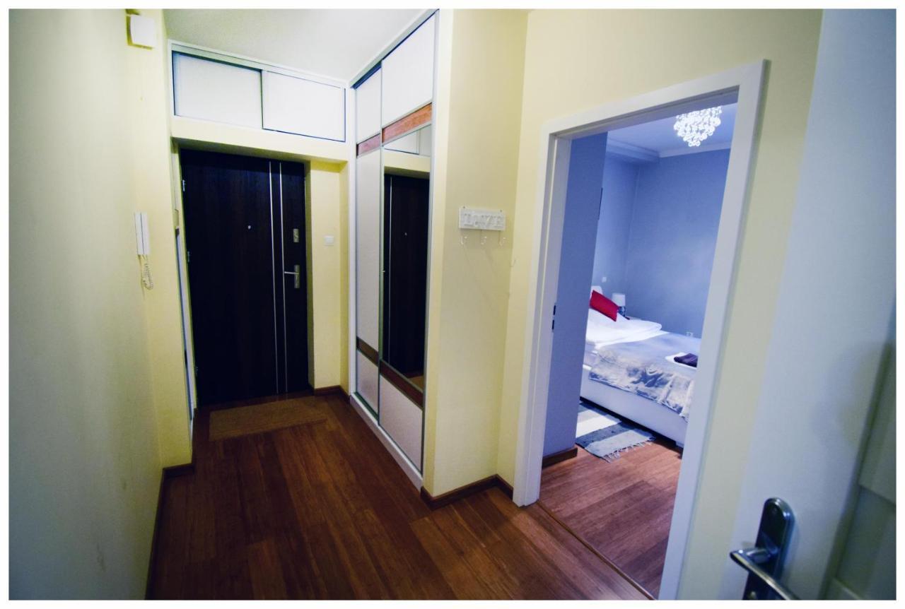 Color 24 Apartament IV Apartment Stalowa Wola Ngoại thất bức ảnh